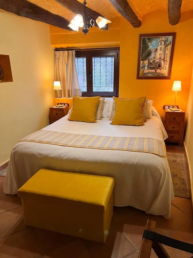 El Moli De Pontons Suites Con Jacuzzi Spa Country house