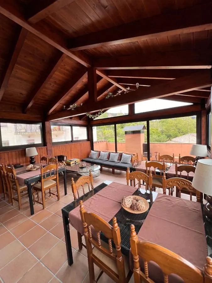 Country house El Moli De Pontons Suites Con Jacuzzi Spa Spain
